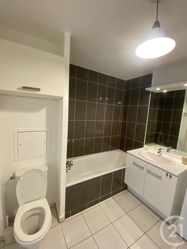 Appartement F2 à louer - 2 pièces - 43.48 m2 - SEVRAN - 93 - ILE-DE-FRANCE - Century 21 Sf Immobilier