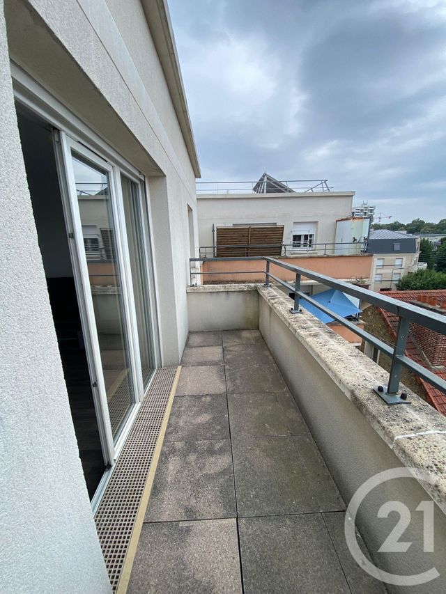 Appartement F2 à louer - 2 pièces - 43.48 m2 - SEVRAN - 93 - ILE-DE-FRANCE - Century 21 Sf Immobilier