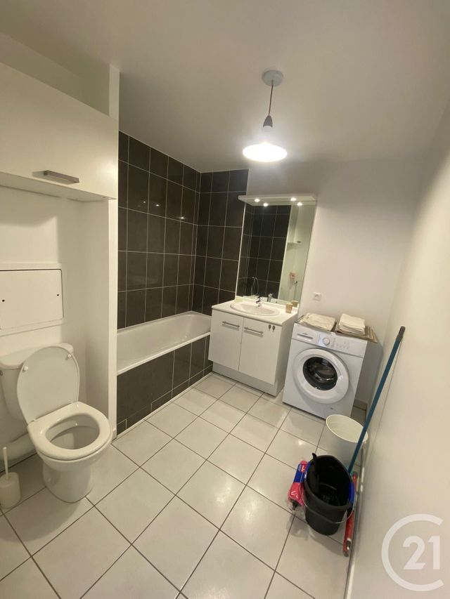 Appartement F2 à louer - 2 pièces - 43.48 m2 - SEVRAN - 93 - ILE-DE-FRANCE - Century 21 Sf Immobilier