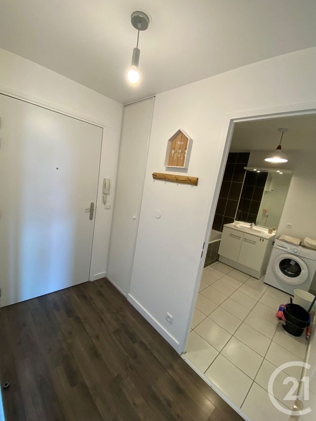 Appartement F2 à louer - 2 pièces - 43.48 m2 - SEVRAN - 93 - ILE-DE-FRANCE - Century 21 Sf Immobilier